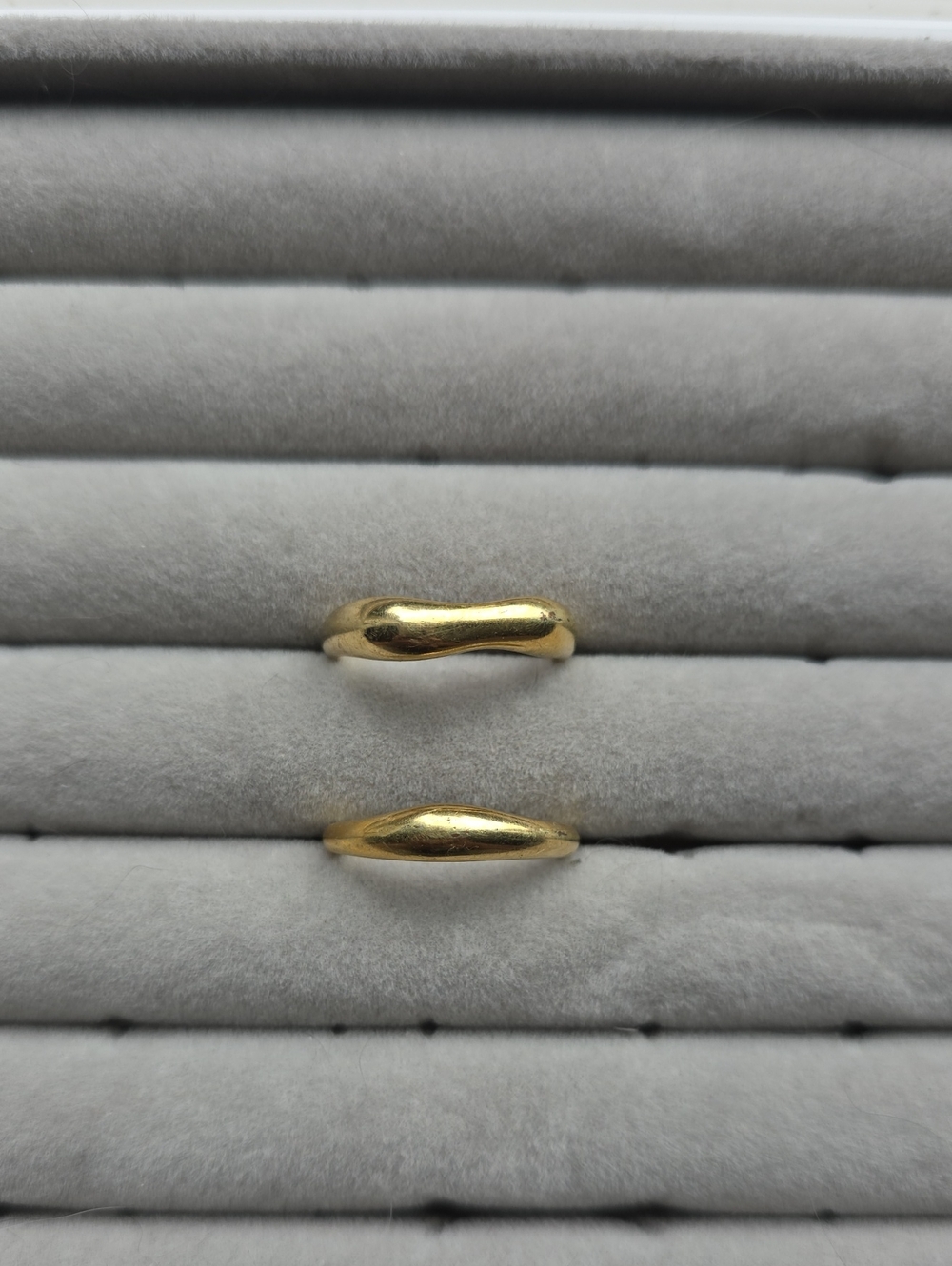 Classic Gold Women’s Smooth Band Rings - Pack of 2